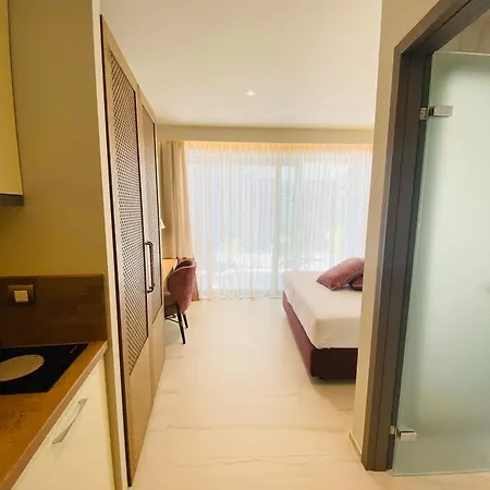 Serenity 4*