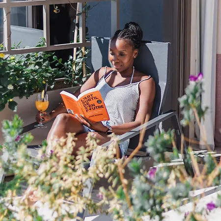 Serenity 아파트호텔 4*