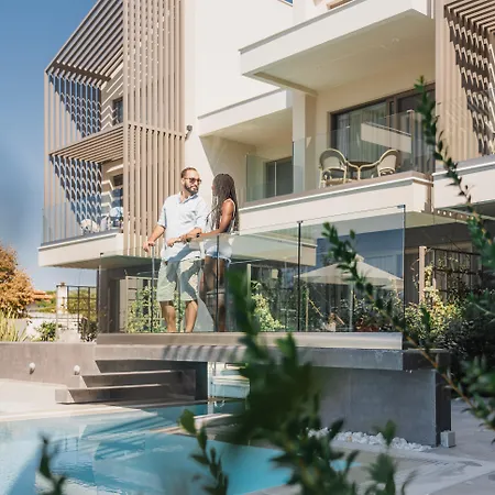 アパートホテル Serenity