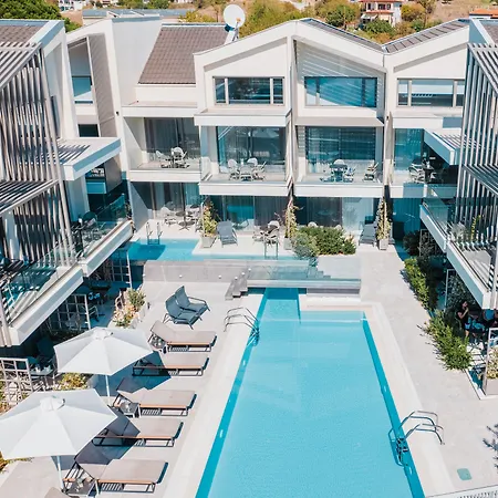 Serenity 4* ניקיטי