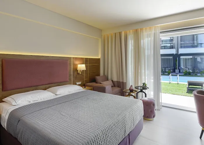 Serenity Apartmanhotel Nikíti