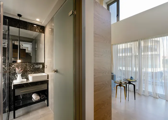 Serenity Apart Otel Nikiti (Sithonia)