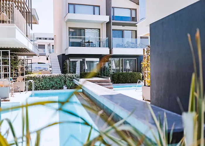 Serenity Apart Otel Nikiti (Sithonia)